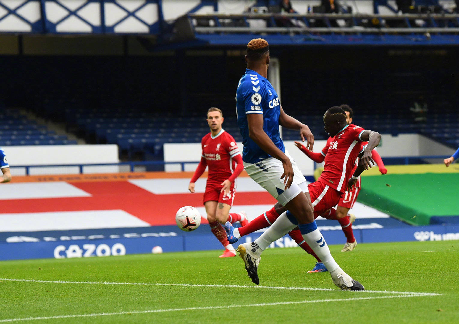 断拉近彼此 断拉近彼此